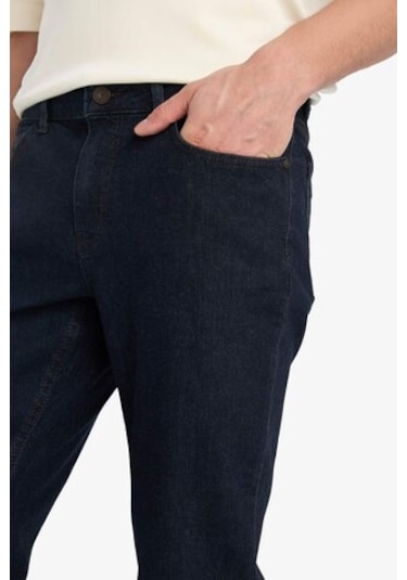 DeFacto Pedro Slim Fit Dar Kalıp Normal Bel Dar Paça Jean Pantolon E8853AX25SPNM34 DeFacto Pedro Slim Fit Dar Kalıp Normal Bel Dar Paça Jean Pantolon E8853AX25SPNM34