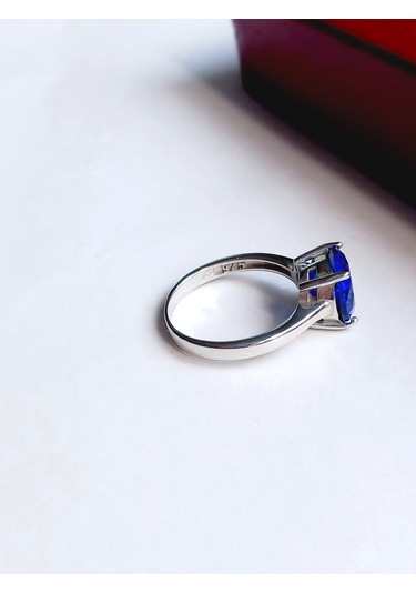 Gümüş Tanzanit Taşlı Yuvarlak Tasarım Kadın Yüzük