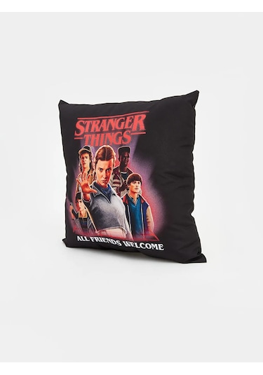 Karışık Stranger Things Baskılı Kırlent Kılıfı 45x45 Cm