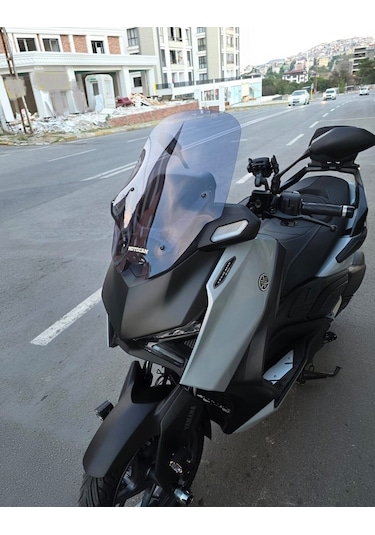 Motocam Yamaha Xmax Techmax Ön Cam 2025-2026 Model 52cm Füme Renkli 4mm Asansörlü