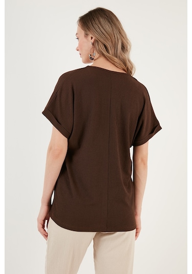 Lela Düğme Detaylı V Yaka Bayan Bluz 5865567 Kahve