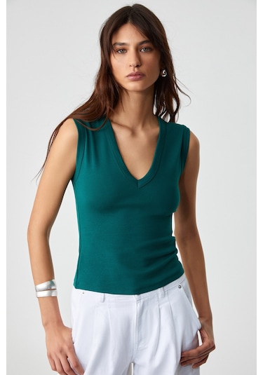Lescosa Kadın Slim V Yaka Kolsuz Koyu Yeşil Bluz