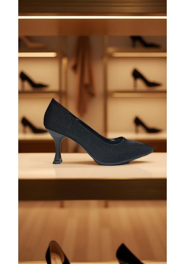 Altın Pabuç Kadın Topuklu Ayakkabı - Siyah Stiletto, Şık Ve Rahat Trend Model Siyah