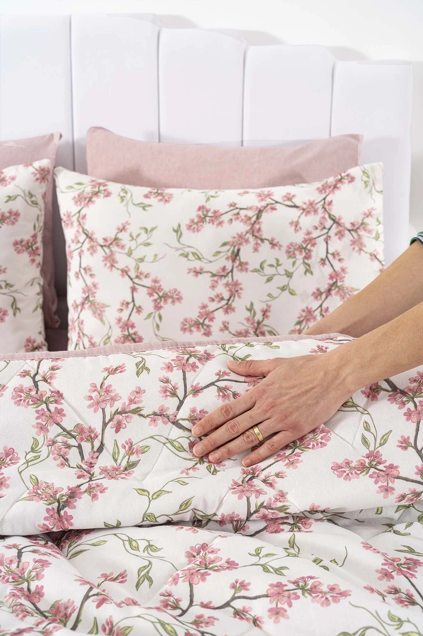 Sakura Çift Kişilik Nevresimli Pike Takımı - 7 Parça Çeyiz Seti Çok Renkli