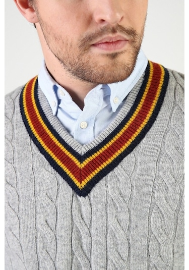 Ferraro Gri Örgü Desenli V Yaka %100 Kuzu Yünü Erkek Süveter