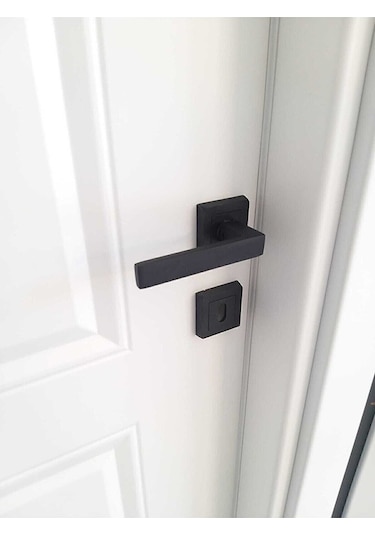 Avanti Siyah Kare Rozetli Kapı Kolu Oda 1 Takım 2 Adet Kapı Kolu 2 Adet Alt Rozet Sağ Kapı Kolu