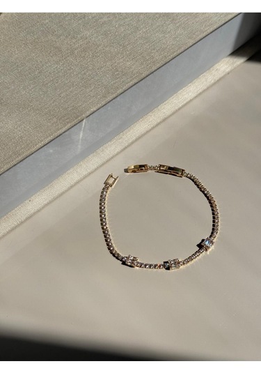 Baget Taş Detaylı Altın Kaplama Zarif Kadın Çelik Bileklik Altın