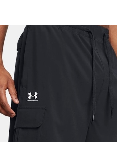 Under Armour Vibe Woven Cargo Erkek Siyah Şort 1386560 Siyah