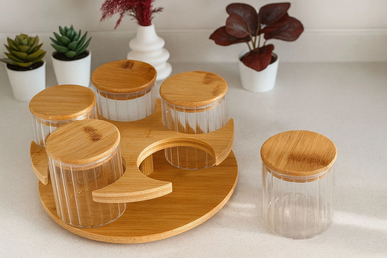 Qerhome Borosilikat Cam Bambu Standlı 360 Derece Dönerli 5'li Baharatlık Seti 390 Mlx5 Alg Beyaz