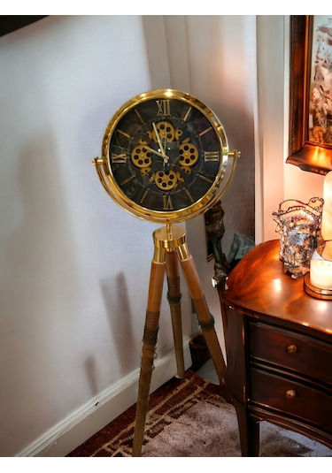 Çarklı Gold Metal 3d Ahşap Ayaklı Seyyar Ofis Salon Otel Saati Altın
