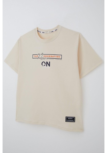 Breeze Erkek Çocuk Tişört Yazı Baskılı Arma Detaylı 9-14 Yaş, Krem KREM