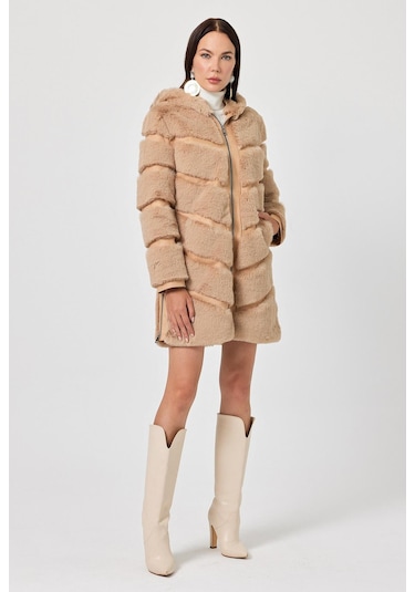 Martina Camel Tüylü Mont 001