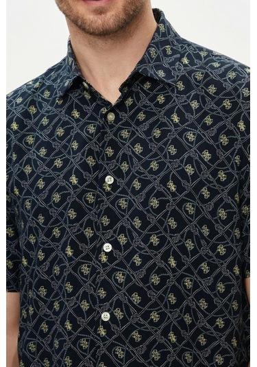 Guess Erkek Collin Tamamı Desenli Gömlek Erkek Çok Renkli