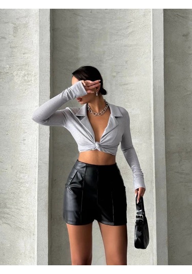 Biçomi Parçalı Cepli Deri Şort Siyah W26312 Siyah