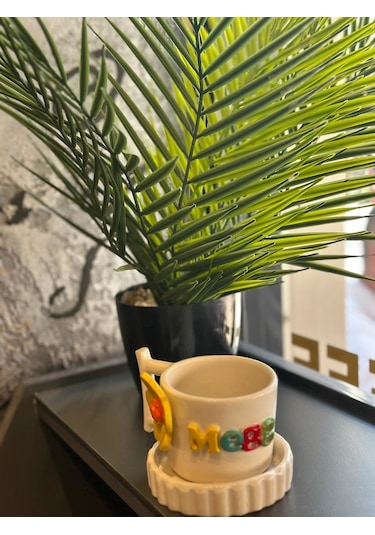 Çiçek Figürlü İsimli Fincan Mug