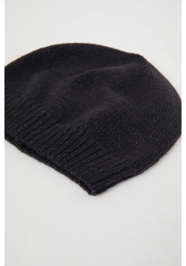 DeFacto Erkek Basic Düz Örme Bere C7138AX24WNAR221