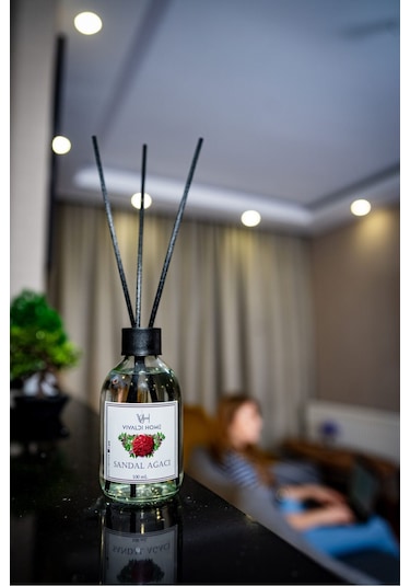 Vivaldi Home Sandal Ağacı Çubuklu Oda Kokusu Esansiyel Uçucu Yağ 100 ML
