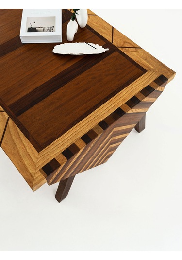 Diedro Model Orta Sehpa