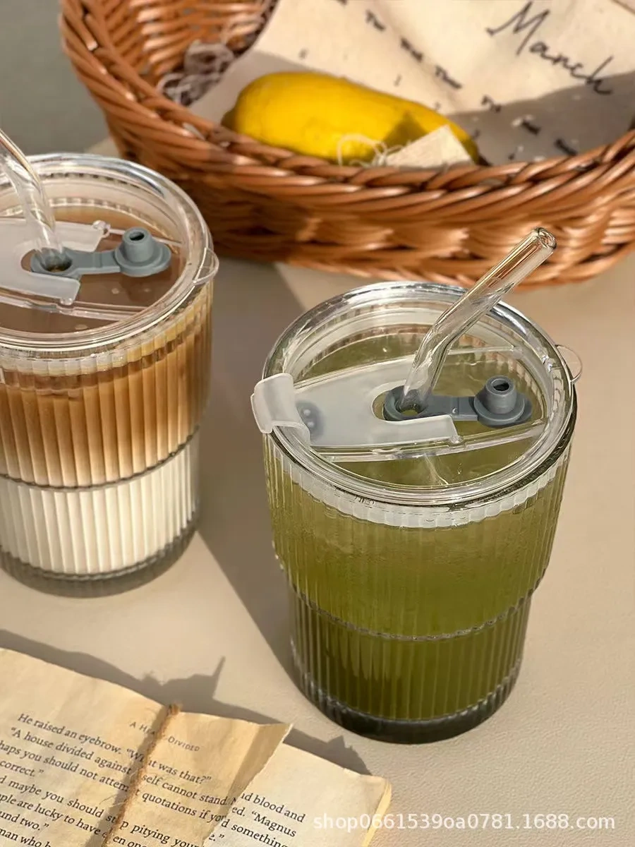 Conflate Kapaklı Ve Pipetli Hava Geçirmez Bardak, 400 Ml 418735150 Beyaz