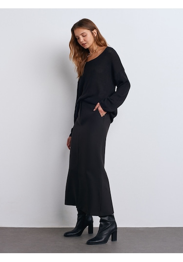 Dilvin 10706 Oval Yaka Yumuşak Dokulu Triko Kazak Siyah