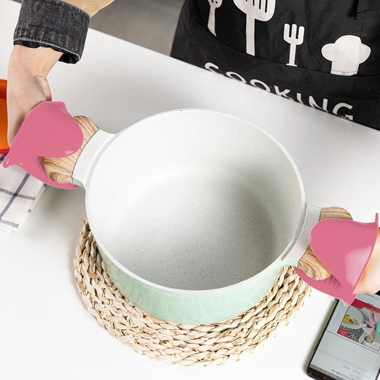 Geeroyoo Silikon Isıl Direncli Fırın Eldiveni Çift -40 C/+240 C 4 Renk Seçenekli Pembe,siyah,sarı,mor Diğer