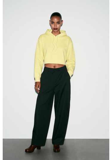 Üç İplik Kapüşonlu Crop Sweat Sarı