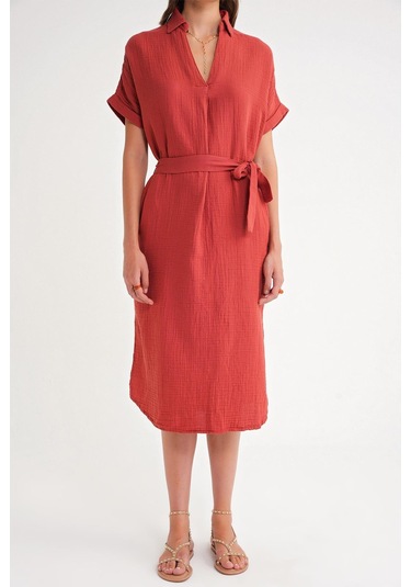 4720 Kadın Pile Detaylı Bağlamalı V Yaka Müslin Elbise Kiremit Kiremit