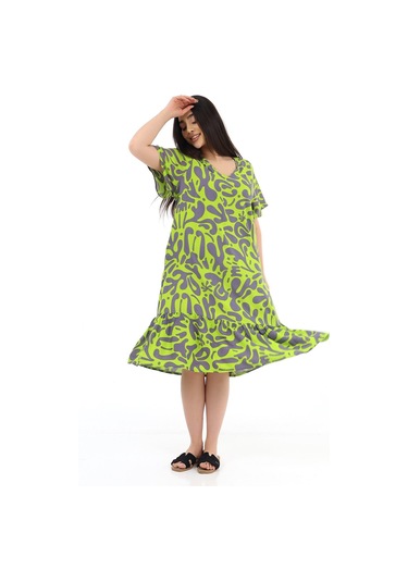 Schık Kadın Viskon Yarım Kol V Yaka Fırfırlı Elbise Yeşil Yeşil