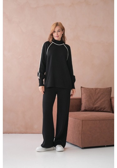 Kadın Dik Yaka Yarım Pat Fermuar Yırtmaçlı Kazak Pantolon İkili Triko Takım Siyah