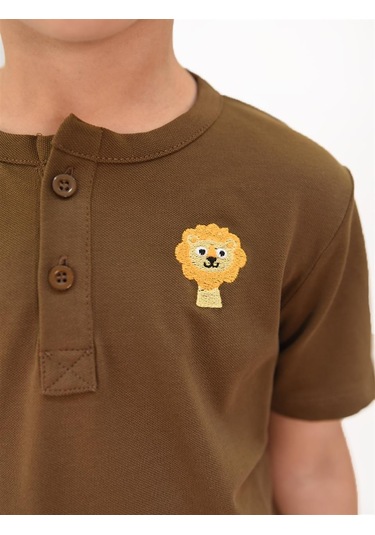 Luess Erkek Çocuk Nakış Detaylı Hakim Yaka Tshirt Kahverengi