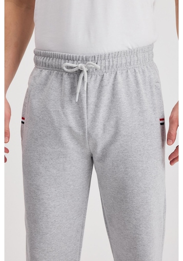 Gri Erkek Fermuarlı Cepli Nakış Detaylı Düz Paça Rahat Kesim Günlük Eşofman Altı Gri