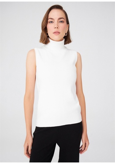 Peraluna Kadın Balıkçı Yaka Dar Kalıp Kolsuz Bluz Ekru-Ekru