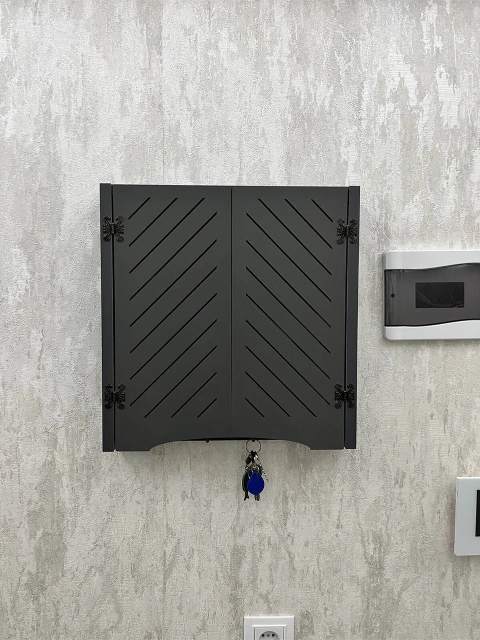 Elektrik Pano Düzenleyici Duvar Düzenleyici Ahşap Dekoratif Antrasit Kutu Anahtarlık Yan Çizgi 41 X 41