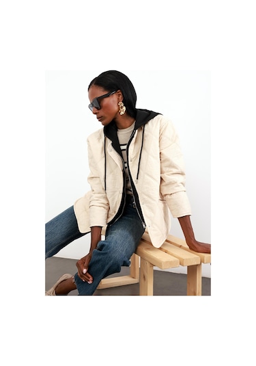 Bej Çıkarılabilir Kapüşonlu Kapitone Mont 5841 Bej