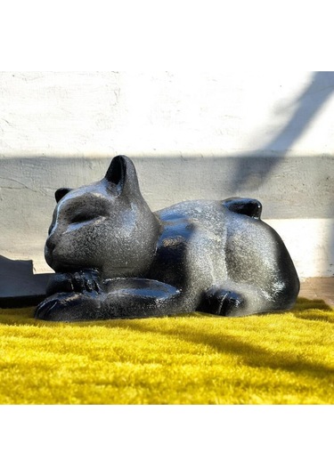 Dekoratif Polyester Uyuyan Kedi Biblo Sarı Kırmızı