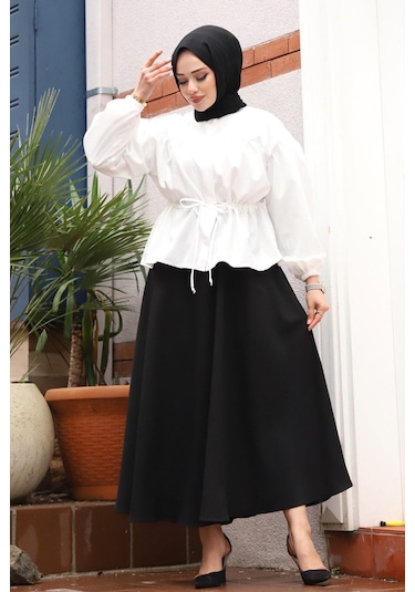 Bronş Detaylı Tesettür Beyaz Takım Beyaz