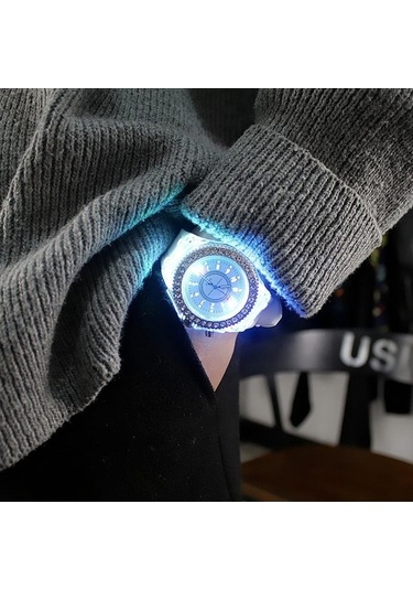 Yingfu Siyah Moda Taklidi Led Işıklı Kadın Spor Dijital Kol Saati Diğer