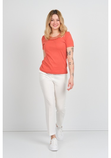 Ella Camelia Kadın Yakası Dantel İşlemeli Kısa Kol Pamuklu Bluz 24e008 Kiremit Kiremit