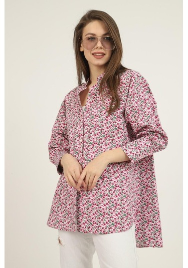 Kırmızı V Yakalı Ve Desenli Gömlek Karışık Çok Renkli