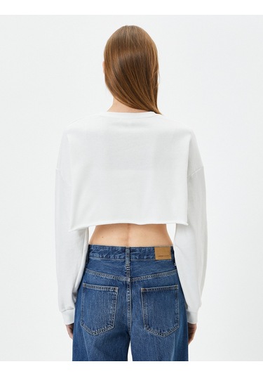 Koton Crop Sweatshirt Baskılı Bisiklet Yaka Uzun Kollu Beyaz 4sak10275ek Beyaz