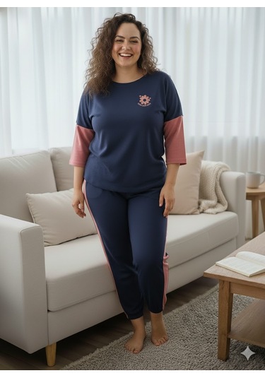 Kadın Lacivert Büyük Beden Pijama Takımı Pembe