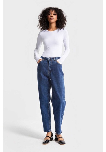 Mavi Likralı Kumaş Mom Fit Denim Pantolon Mavi