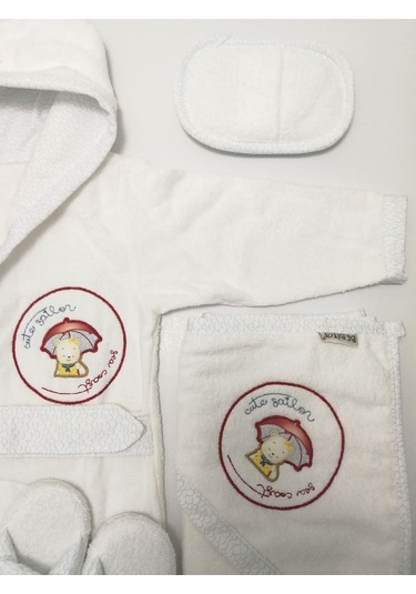 30020 Kırmızı Şemsiyeli Bornoz Seti