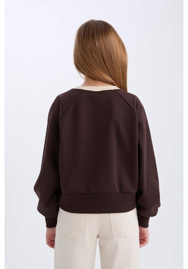 DeFacto Kız Çocuk Relax Fit Bisiklet Yaka Baskılı İçi Yumuşak Tüylü Sweatshirt D7042A824WNBN116