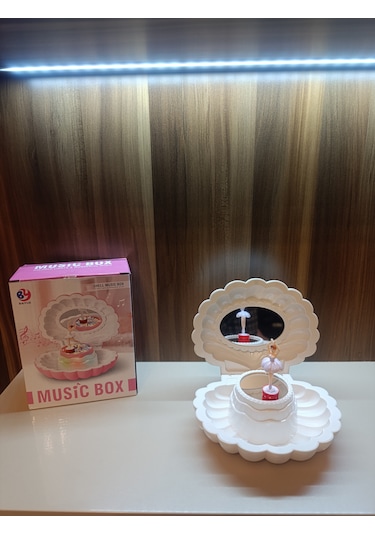 Hareketli Balerinli Işıklı Müzik Ve Takı Kutusu