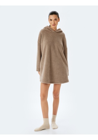 Koton Uzun Kollu Oversize Kapüşonlu Peluş Sabahlık Vizon 5wlk70020mk Vizon