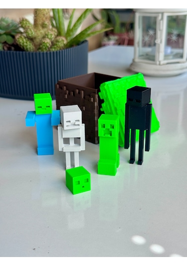 Minecraft Çim Bloğu Karakter Kutusu
