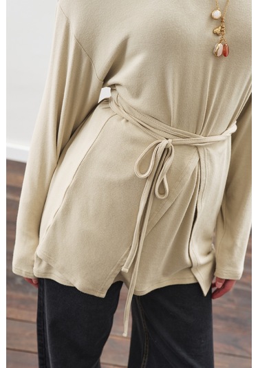 Beli Bağlama Tasarımlı Bluz Taş Taş