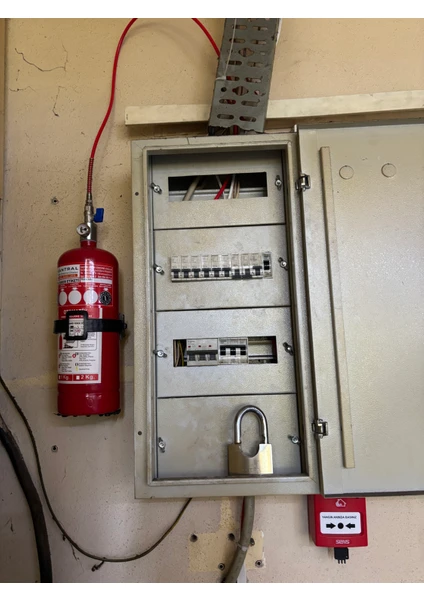2 Kg Fm200 Otomatik Söndürme Sistemi Elektrik Panoları Ve Kapalı Alanlar İçin Temiz Gazlı Yangın Söndürme Çözümü
