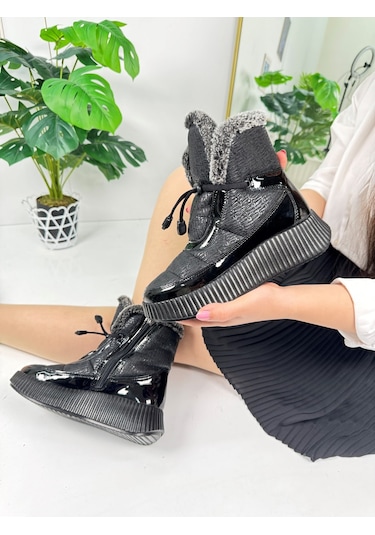 Günlük Kadın Kar Botu Kürklü Bağcıklı Fermuarlı Rugan Rahat Yüksek Kalın Tırtıklı Taban Bootie 77546 Siyah Rugan Günlük Kadın Kar Botu Kürklü Bağcıklı Fermuarlı Rugan Rahat Yüksek Kalın Tırtıklı Taban Bootie 77546 Siyah Rugan